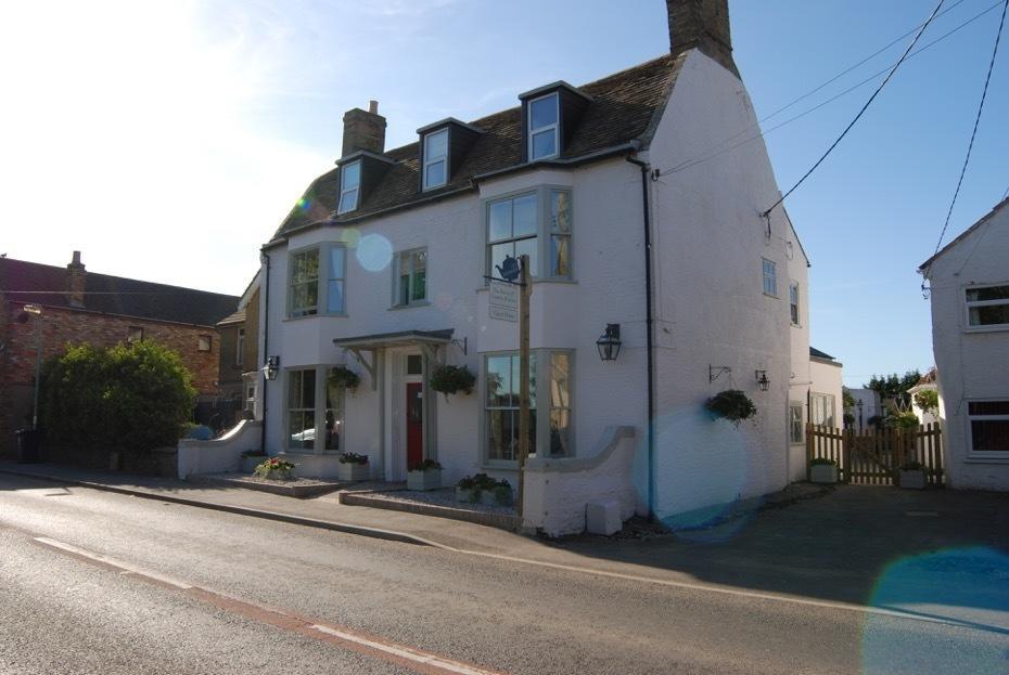 Old Riverview Guest House Earith Extérieur photo