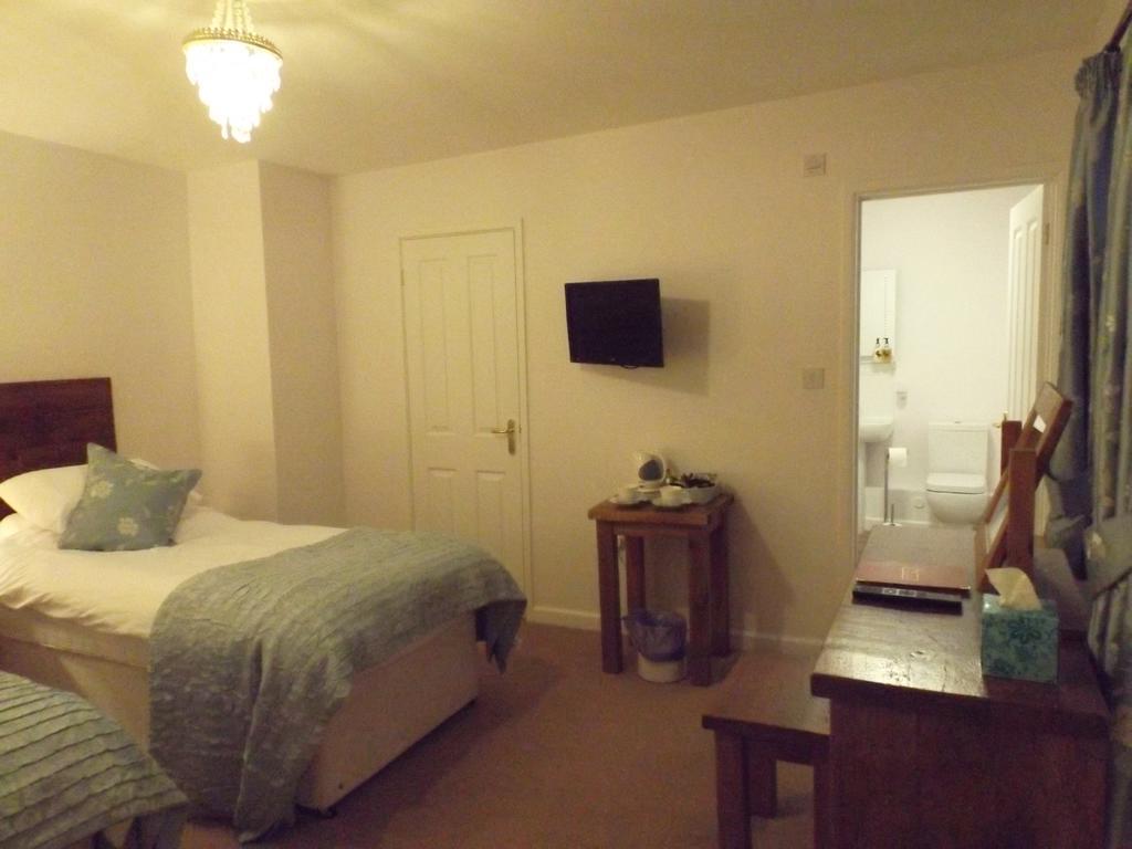 Old Riverview Guest House Earith Chambre photo